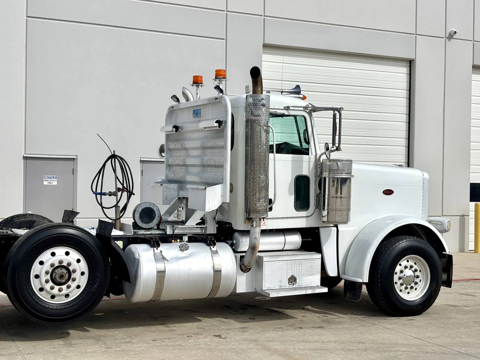 2008 Peterbilt - image 7