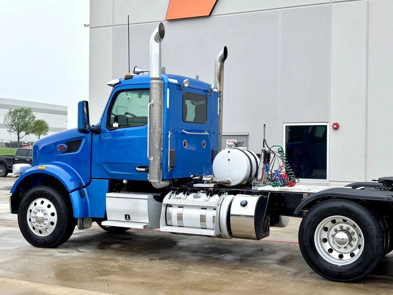 2022 Peterbilt 567 - image 8