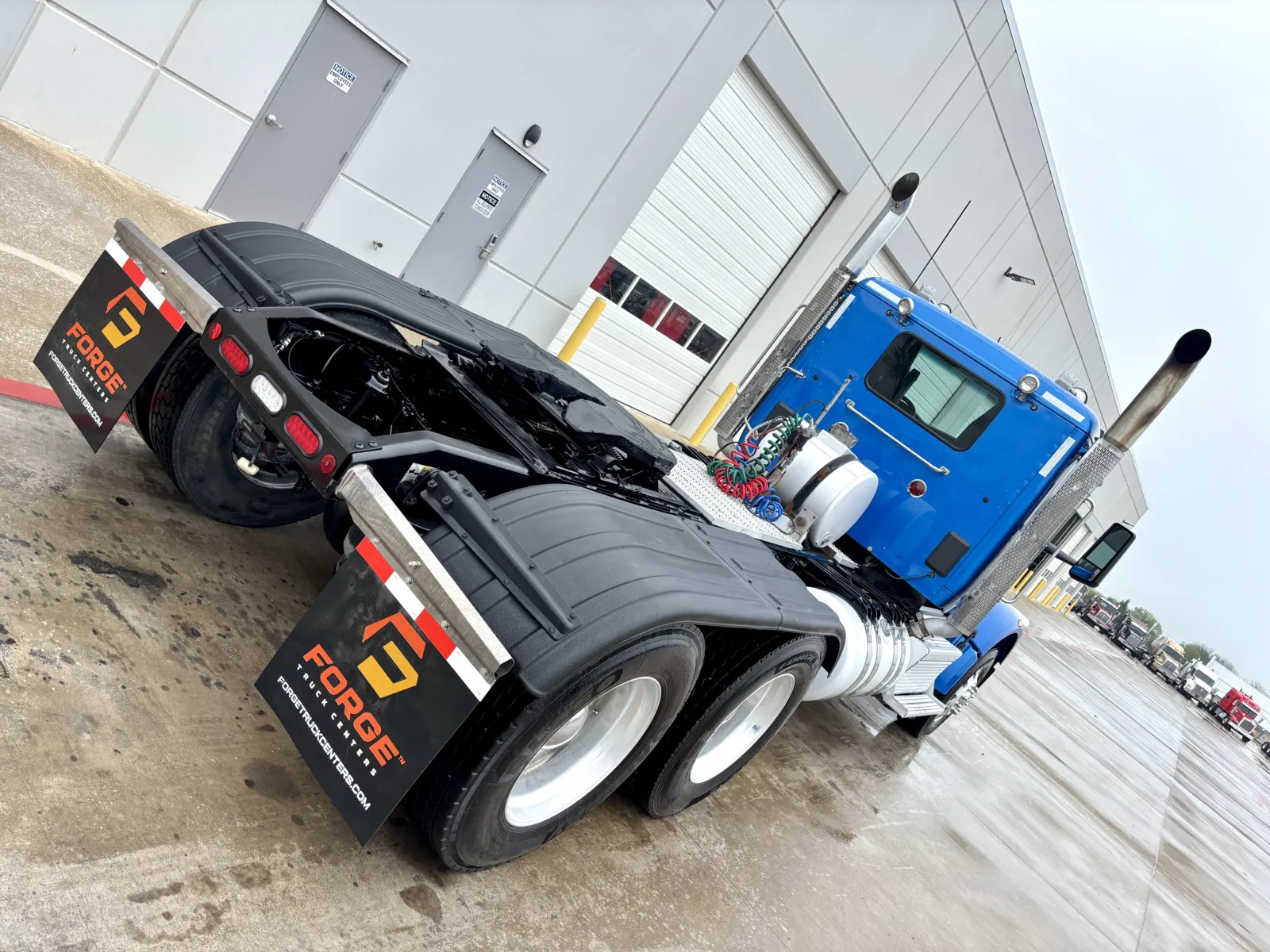 2022 Peterbilt 567 - image 11