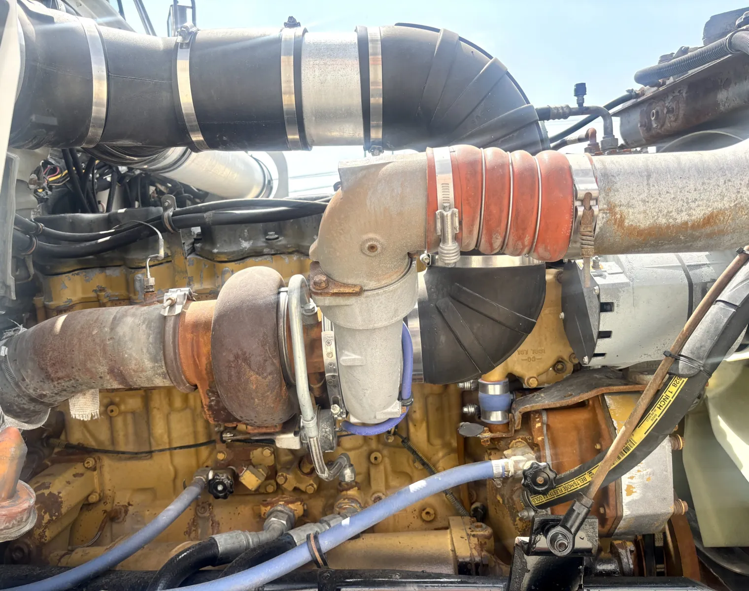 2001 Kenworth T800 - image 12