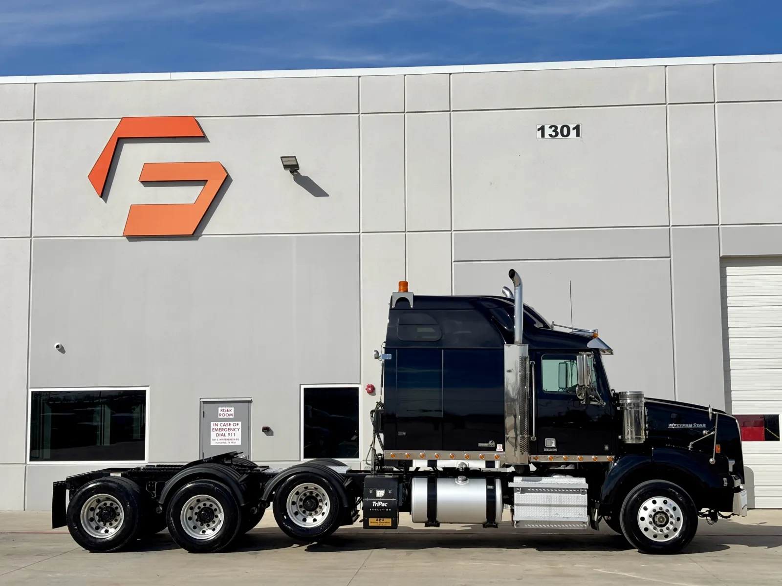 2021 Western Star 4900 - image 3