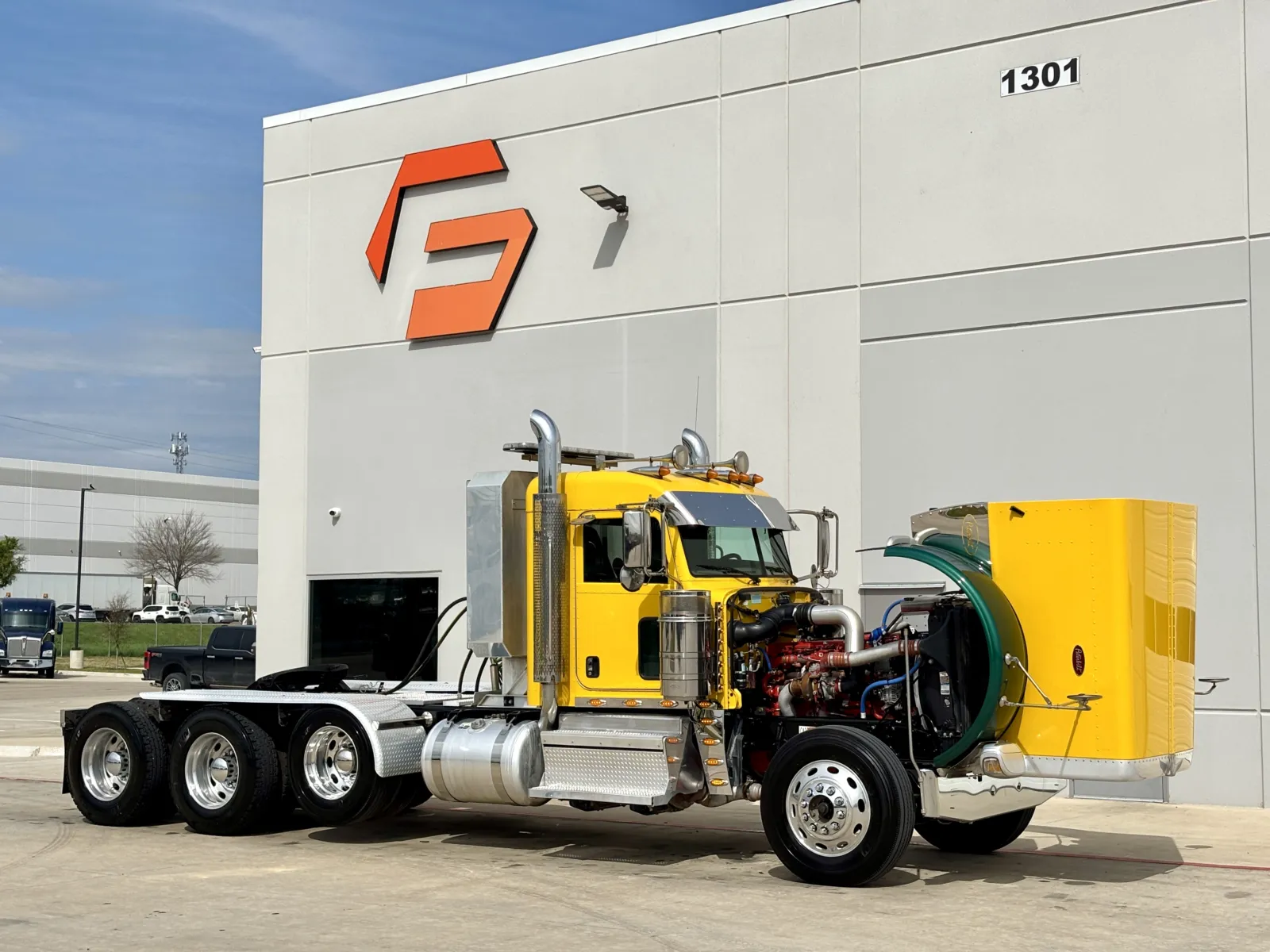 2022 Peterbilt 389 - image 9