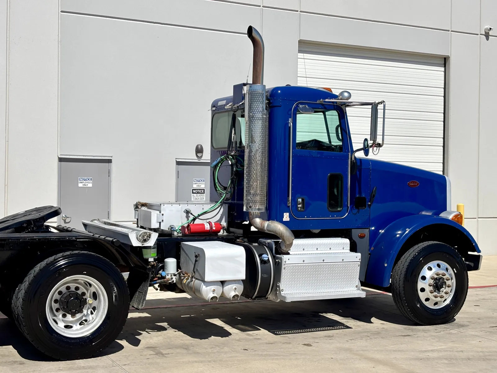 2016 Peterbilt 365 - image 7
