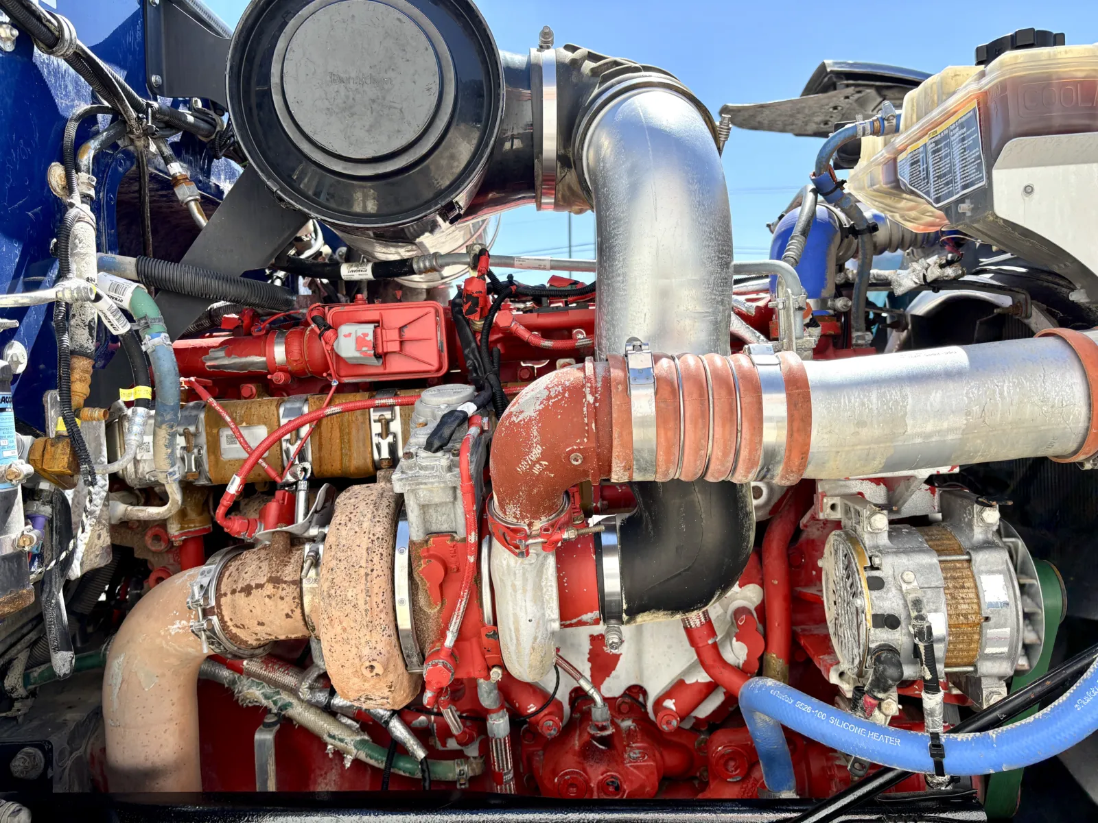 2016 Peterbilt 365 - image 12