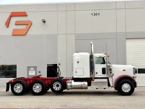 Another view of 2021 PETERBILT 389 for sale in Hutchins, TX at Forge Truck Centers - Texas