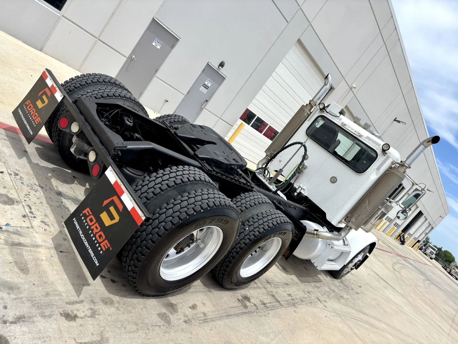 2006 Peterbilt - image 11