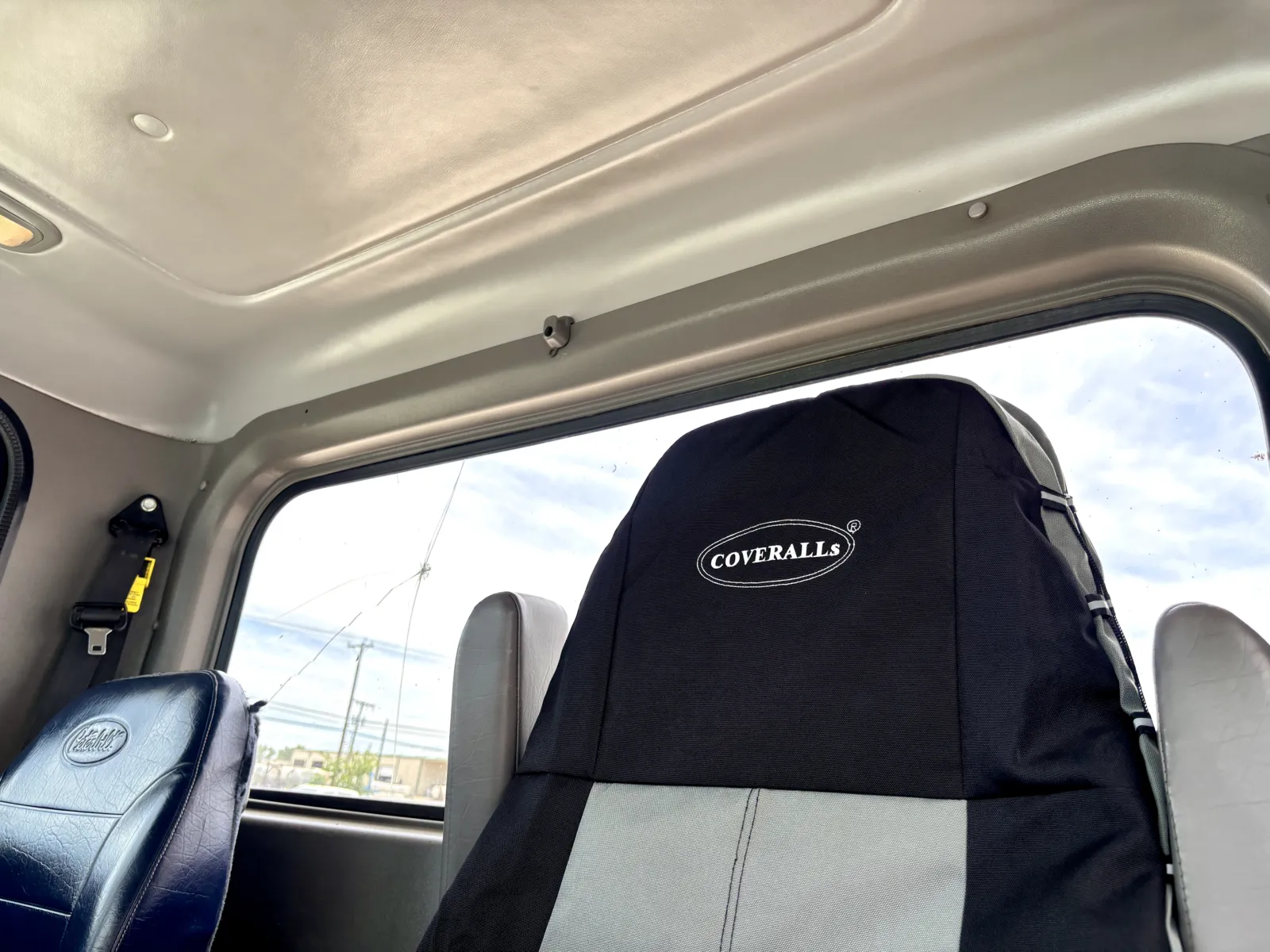 2006 Peterbilt - image 19