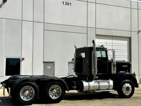 More photos of 2003 KENWORTH W900 at Forge Truck Centers - Texas, TX