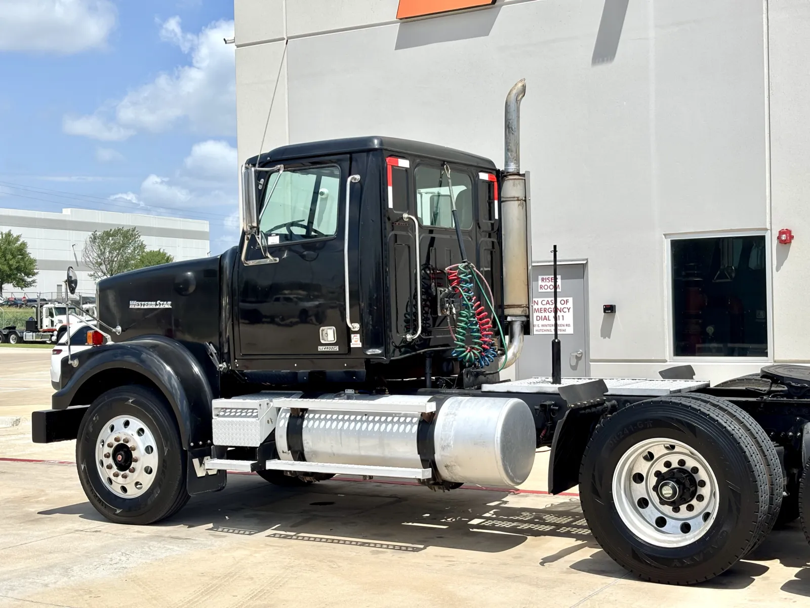 2017 Western Star 4900 - image 8