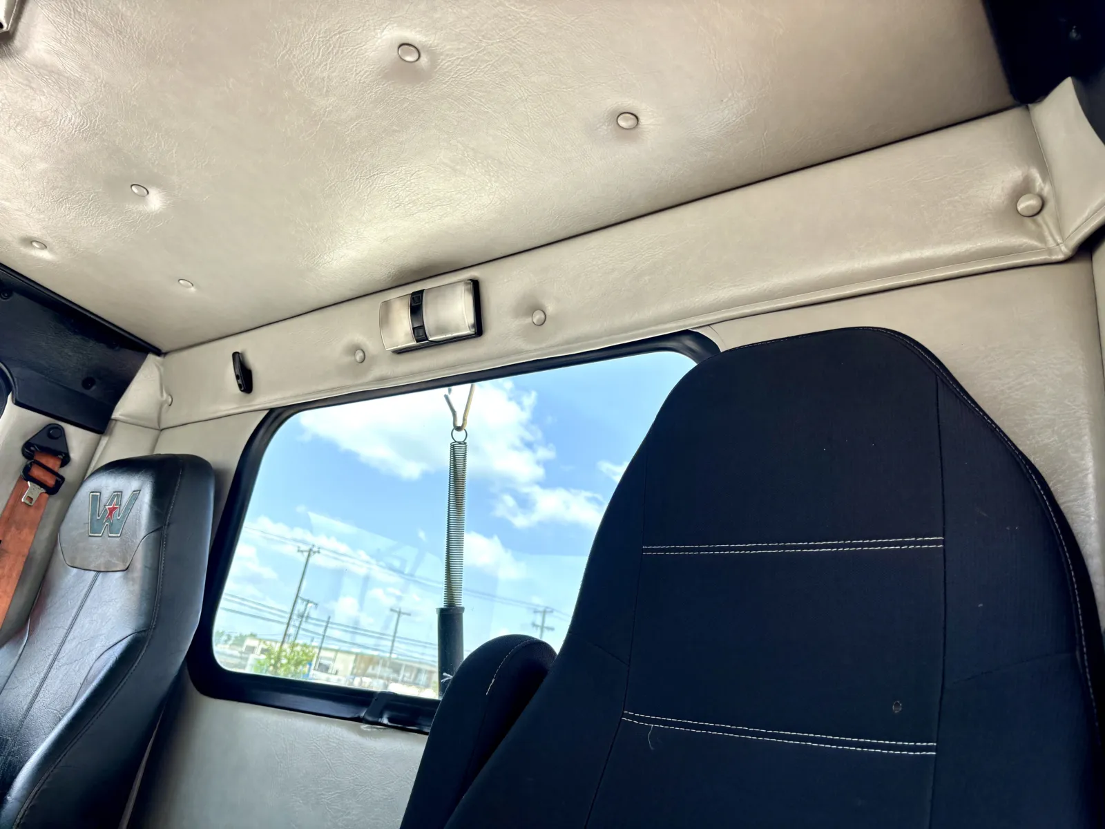 2017 Western Star 4900 - image 19