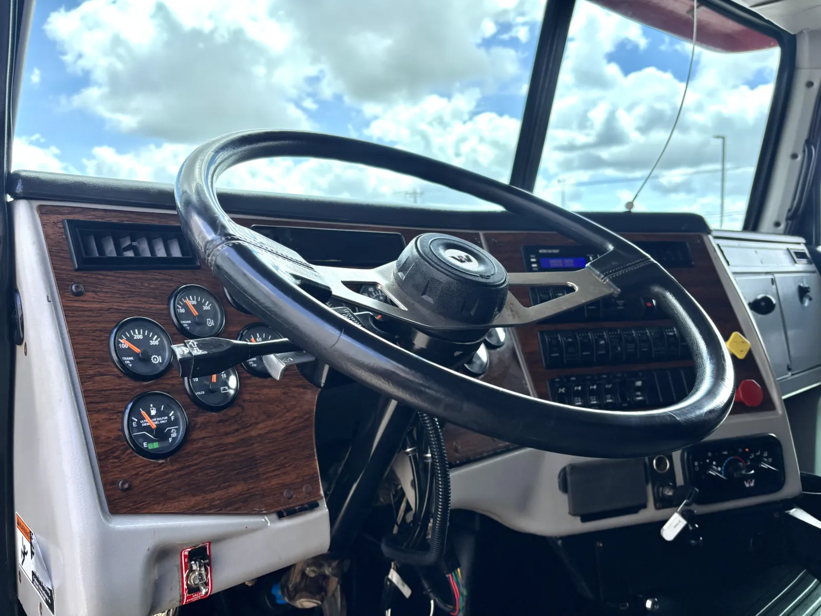 2013 Western Star 4900 - image 15