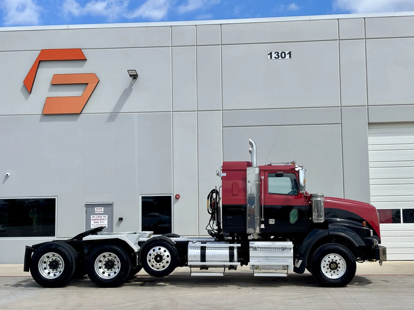 2015 Western Star 4900 - image 3