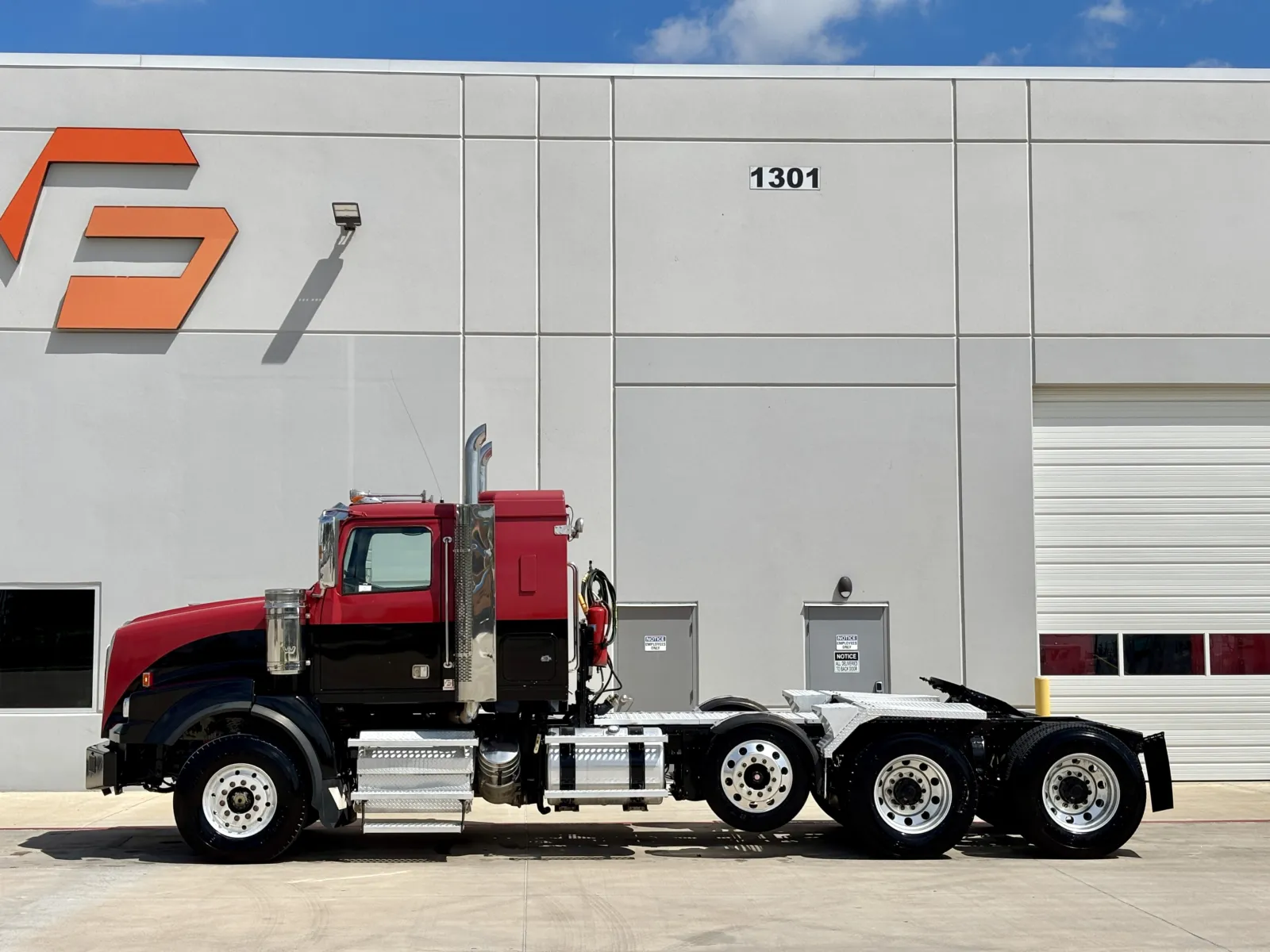 2015 Western Star 4900 - image 4