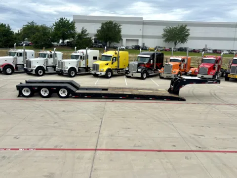 Another view of 2010 TALBERT LOWBOY for sale in Hutchins, TX at Forge Truck Centers - Texas