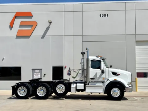 Another view of 2019 PETERBILT 567 for sale in Hutchins, TX at Forge Truck Centers - Texas