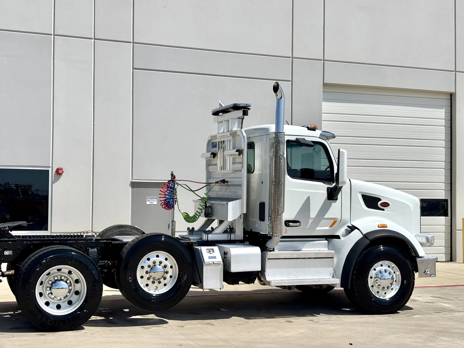 2019 Peterbilt 567 - image 7
