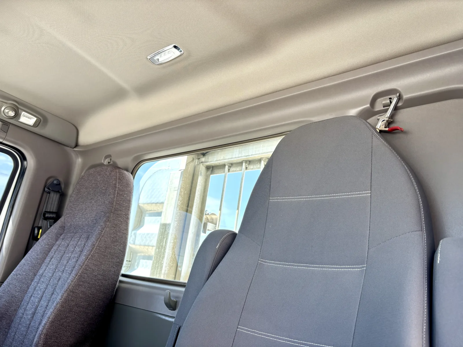 2019 Peterbilt 567 - image 20