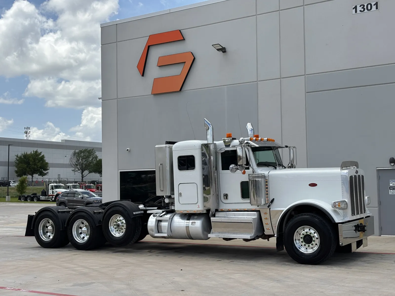 2019 PETERBILT 389