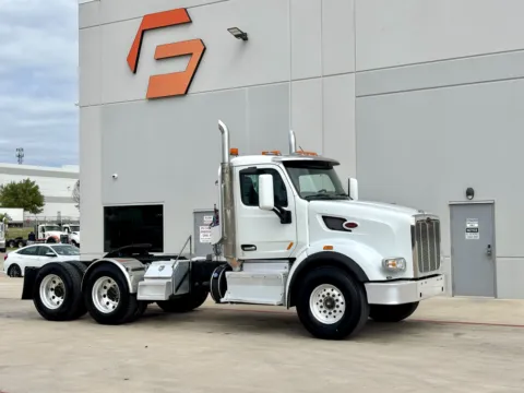 2016 PETERBILT 567 for sale in Hutchins, TX