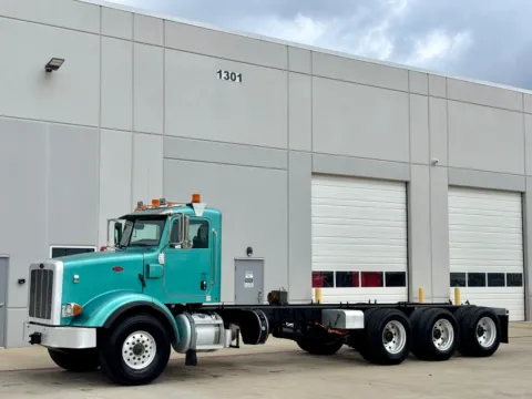 Photos of 2013 PETERBILT 365 for sale in Hutchins, TX at Forge Truck Centers - Texas