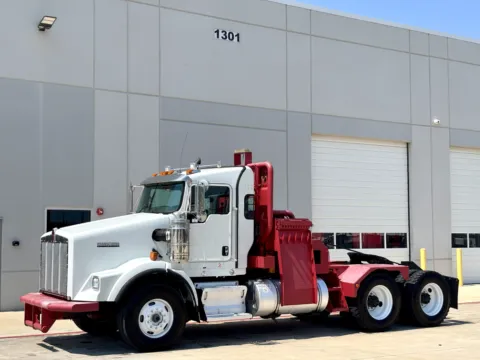 Photos of 2012 KENWORTH T800 for sale in Hutchins, TX at Forge Truck Centers - Texas