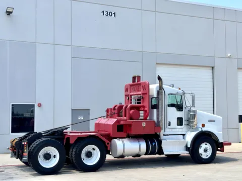 More photos of 2012 KENWORTH T800 at Forge Truck Centers - Texas, TX