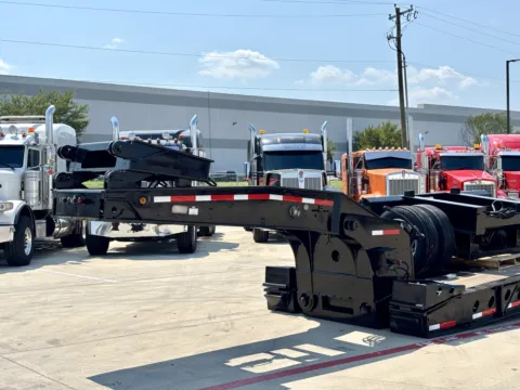 More photos of 2016 XL SPECIALIZED XL1 at Forge Truck Centers - Texas, TX