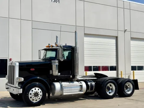 Photos of 2014 PETERBILT 388 for sale in Hutchins, TX at Forge Truck Centers - Texas
