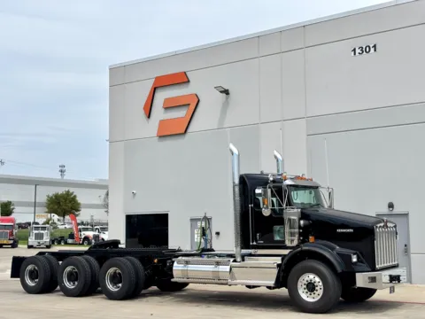 2026 KENWORTH T800 for sale in Hutchins, TX