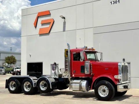 2008 PETERBILT 388 for sale in Hutchins, TX