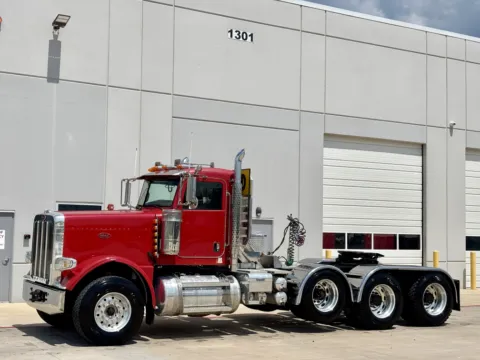 Photos of 2008 PETERBILT 388 for sale in Hutchins, TX at Forge Truck Centers - Texas