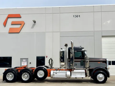 Another view of 2021 PETERBILT 389 for sale in Hutchins, TX at Forge Truck Centers - Texas