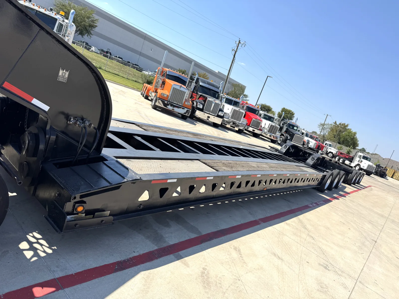 2009 Trail King - image 5