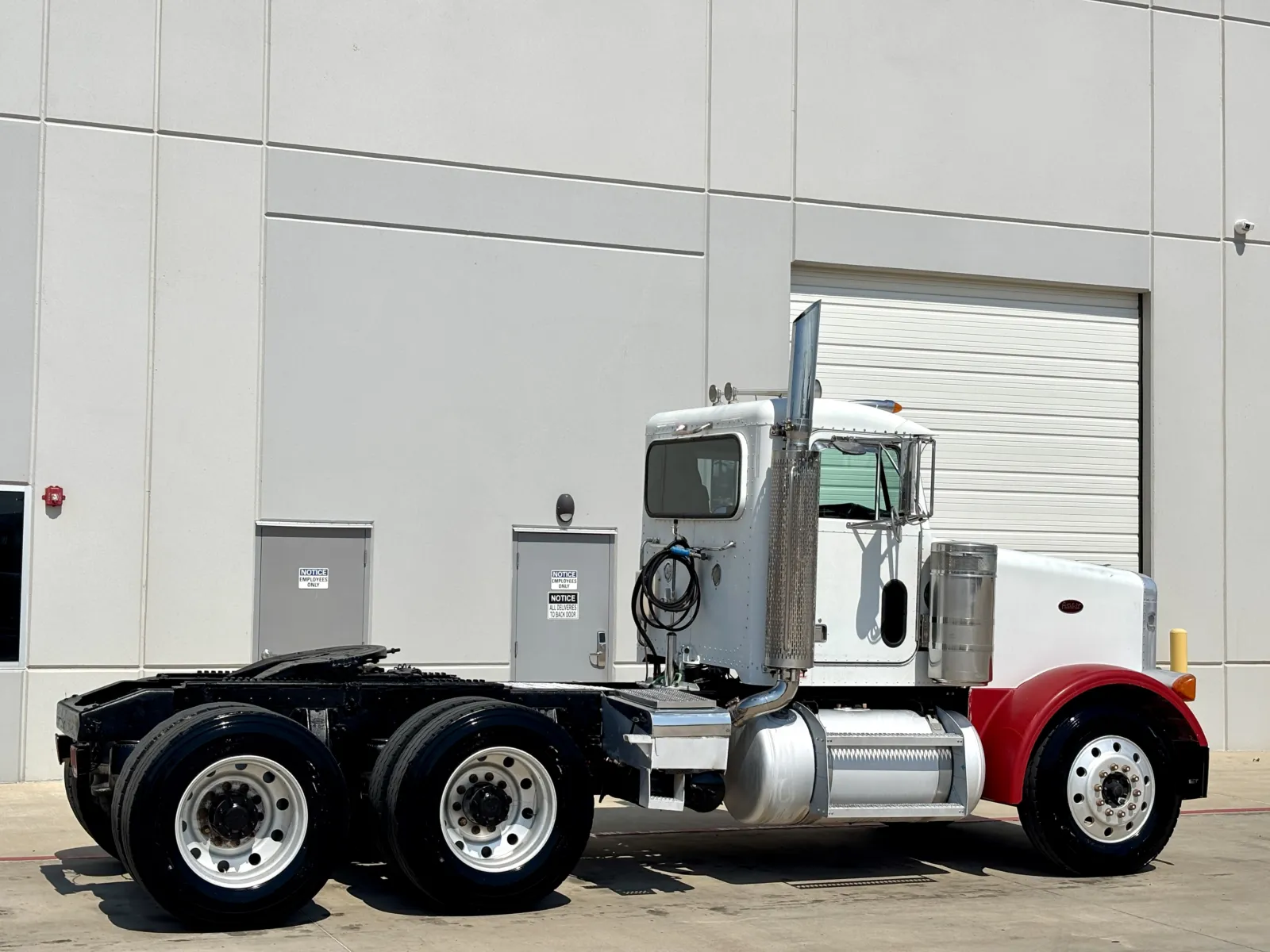 2002 Peterbilt - image 5