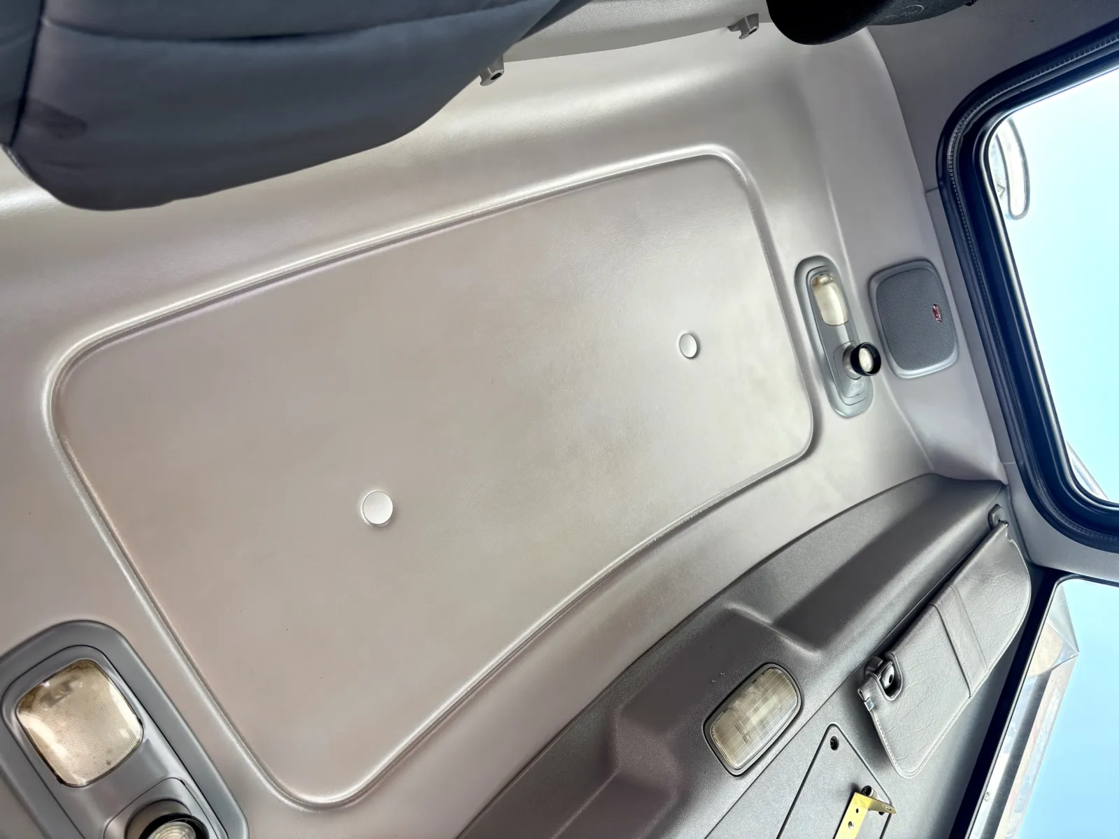 2020 Peterbilt 389 - image 21