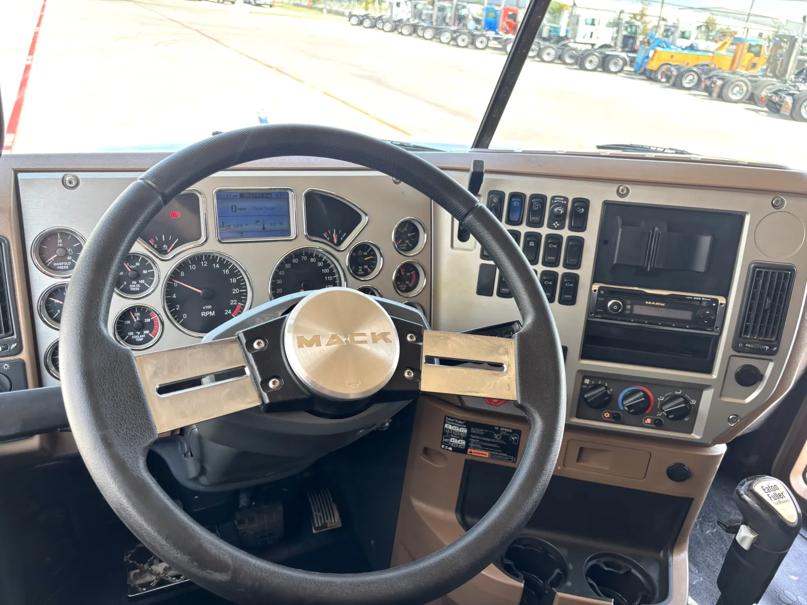 2012 Mack - image 16