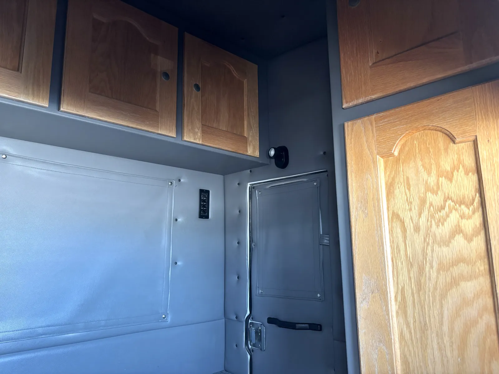 2012 Mack - image 24