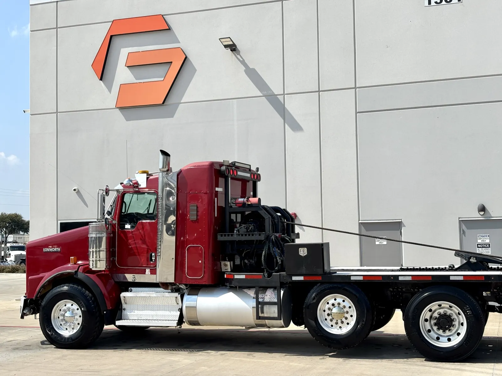 2012 Kenworth T800 - image 8