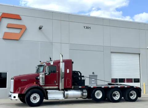 Photos of 2012 KENWORTH T800 for sale in Hutchins, TX at Forge Truck Centers - Texas