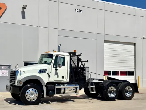 Photos of 2015 MACK GU713 for sale in Hutchins, TX at Forge Truck Centers - Texas