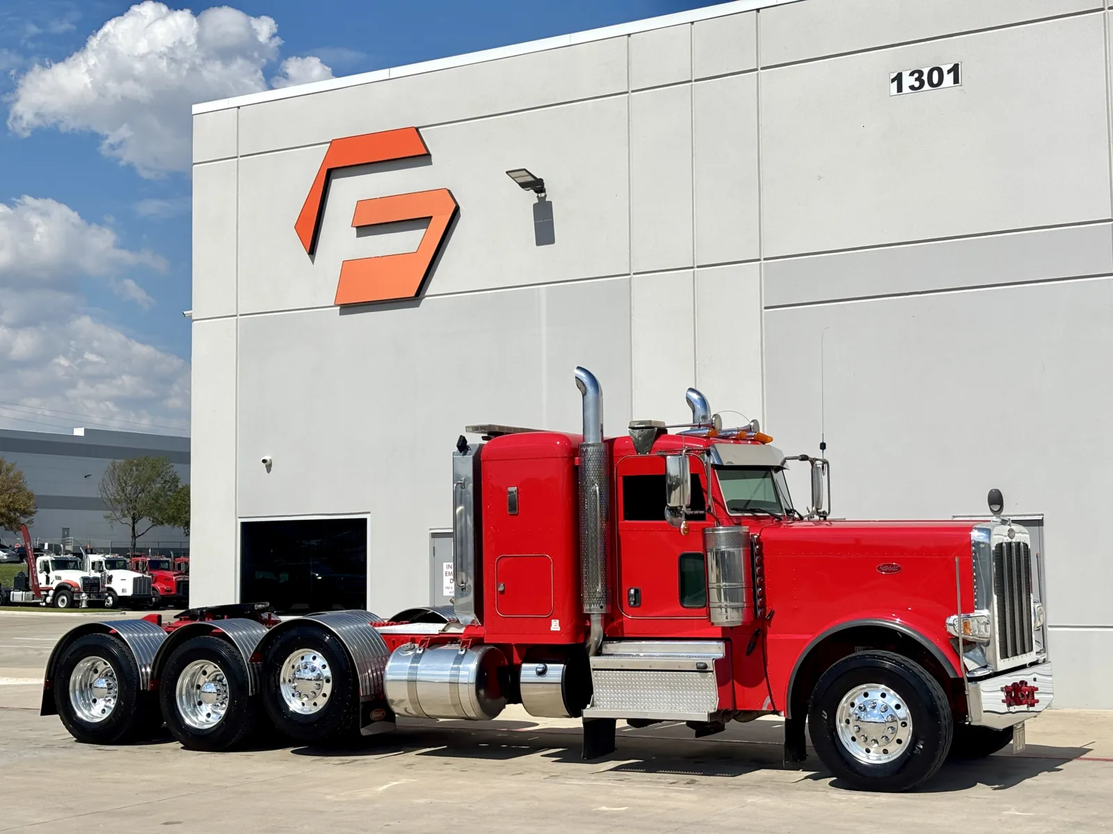 2018 PETERBILT 389 for sale in Hutchins, TX