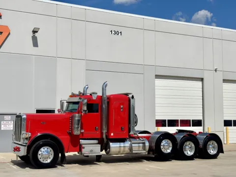 Photos of 2018 PETERBILT 389 for sale in Hutchins, TX at Forge Truck Centers - Texas