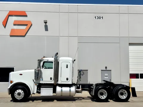 More photos of 2013 PETERBILT 367 at Forge Truck Centers - Texas, TX