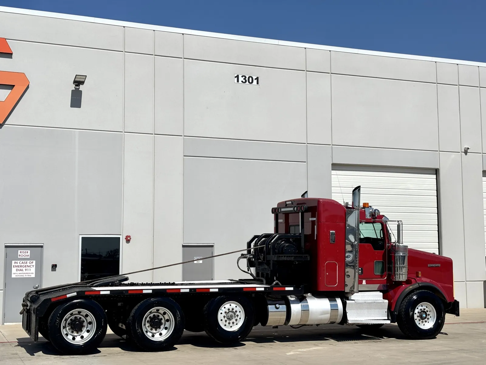 2012 Kenworth T800 - image 5