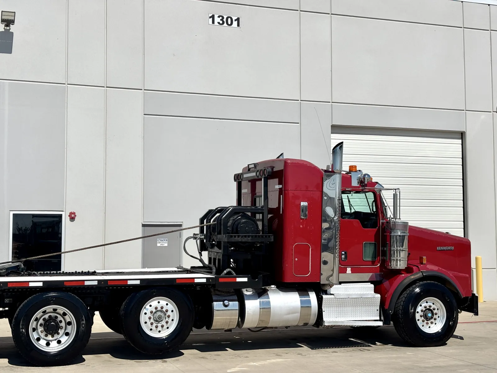 2012 Kenworth T800 - image 7