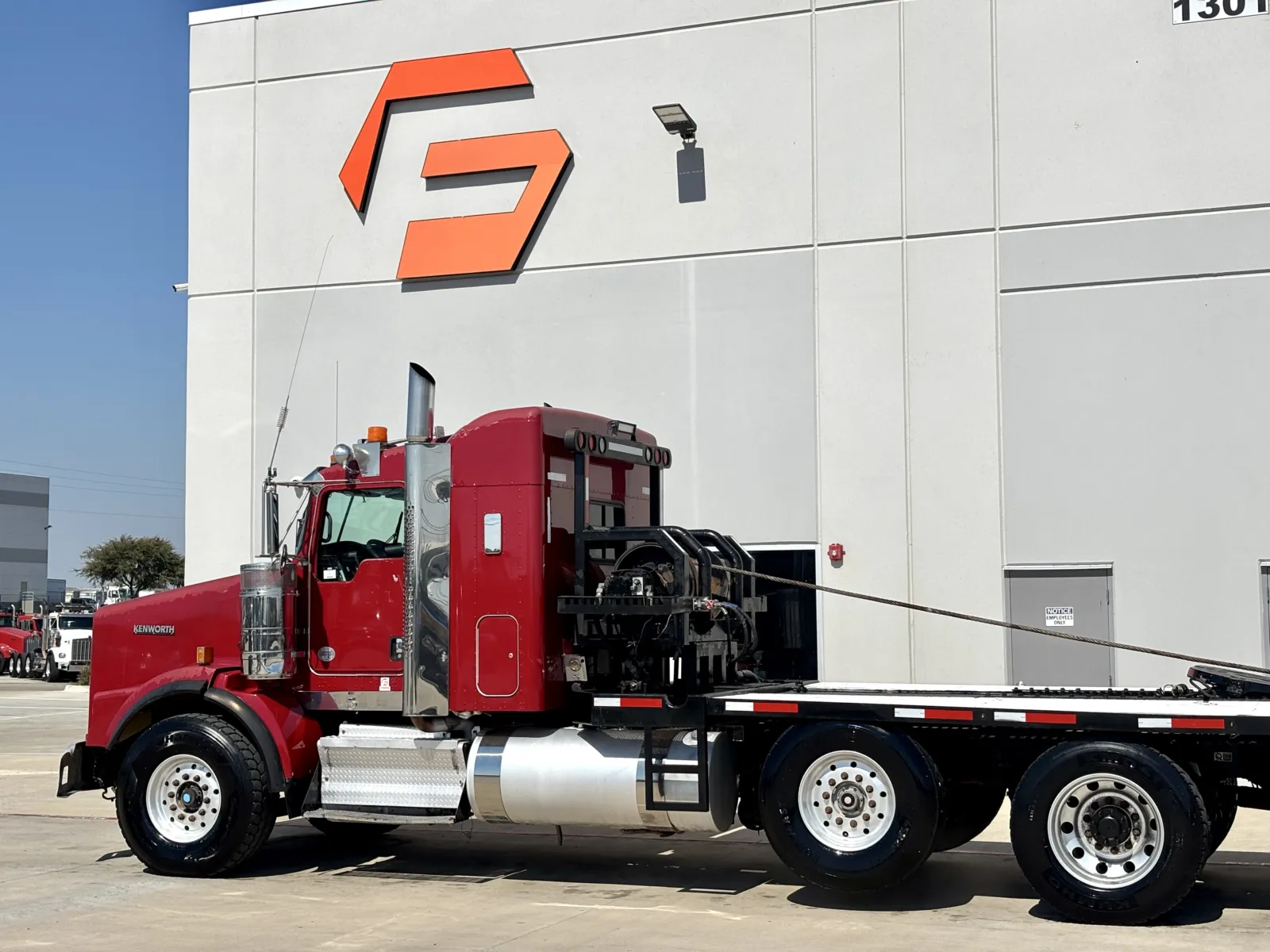 2012 Kenworth T800 - image 8