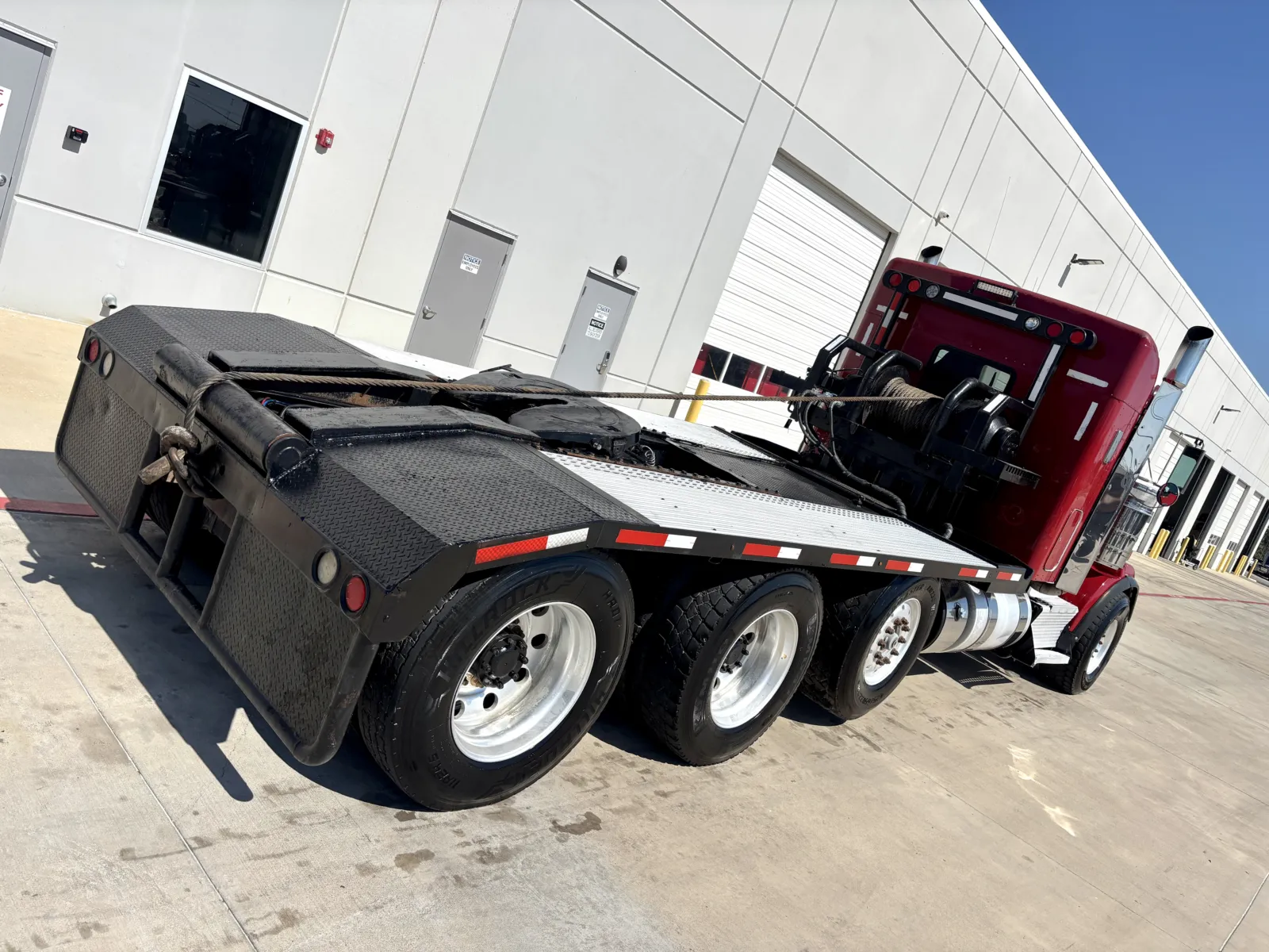 2012 Kenworth T800 - image 11