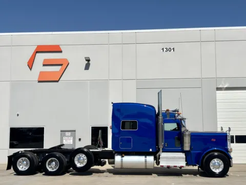 Another view of 2024 PETERBILT 389 for sale in Hutchins, TX at Forge Truck Centers - Texas