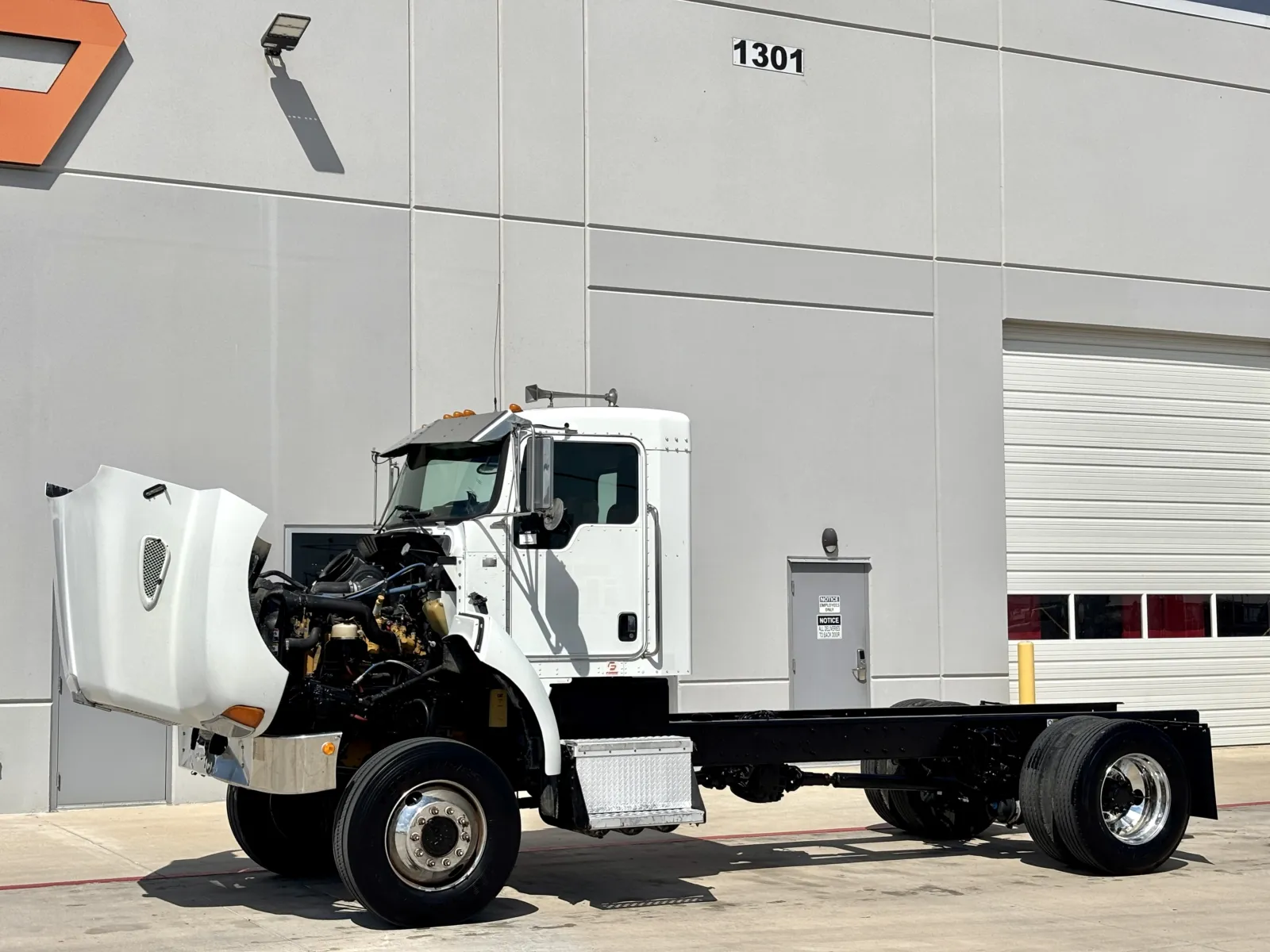 2005 Kenworth - image 10