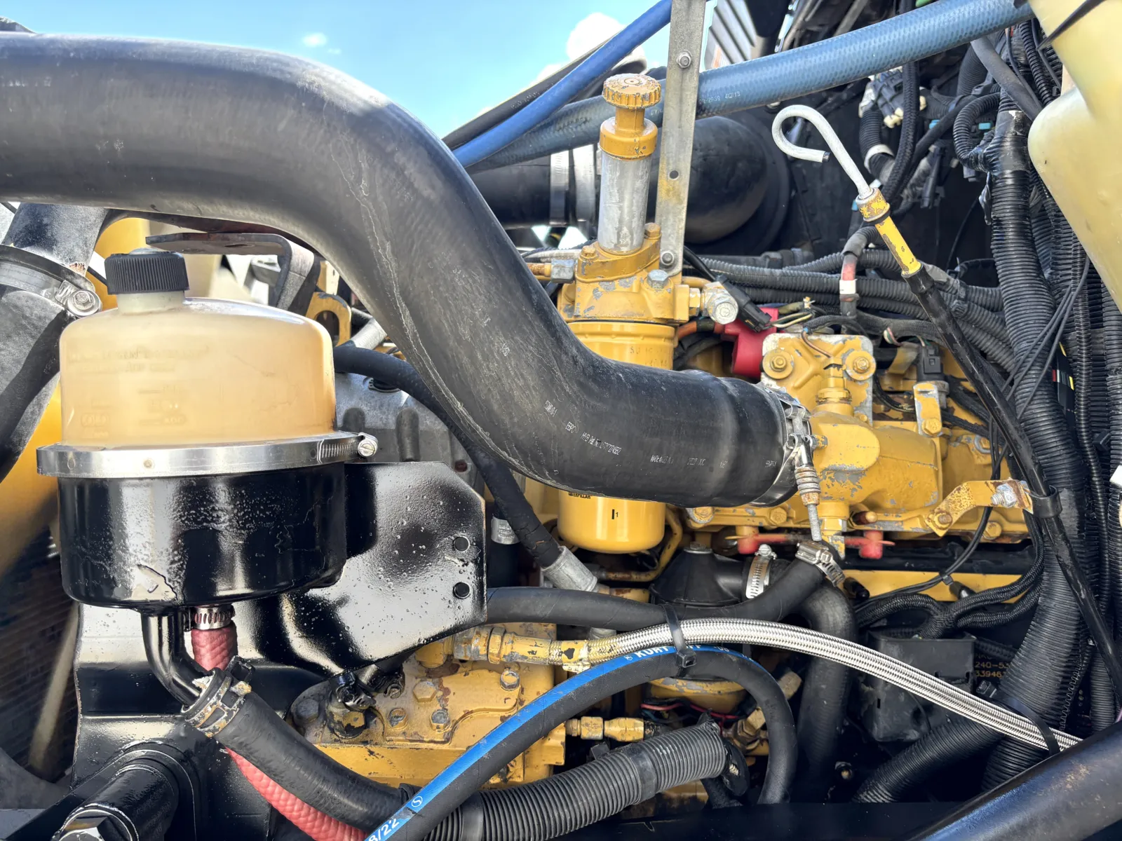 2005 Kenworth - image 13